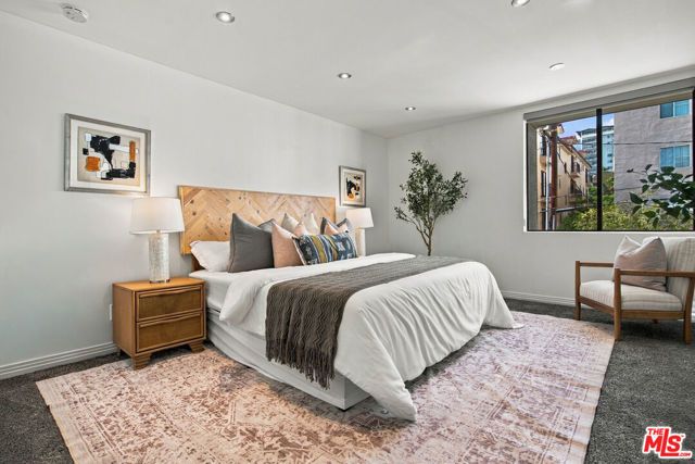 1215 N Olive Drive 306, West Hollywood, CA 90069