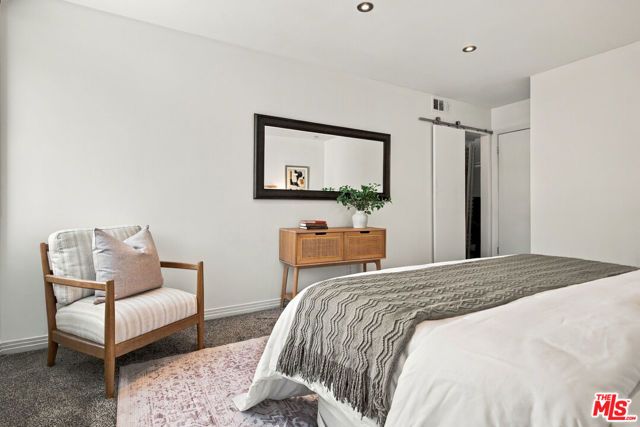 1215 N Olive Drive 306, West Hollywood, CA 90069