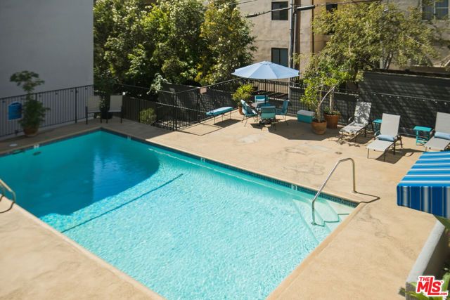 1215 N Olive Drive 306, West Hollywood, CA 90069