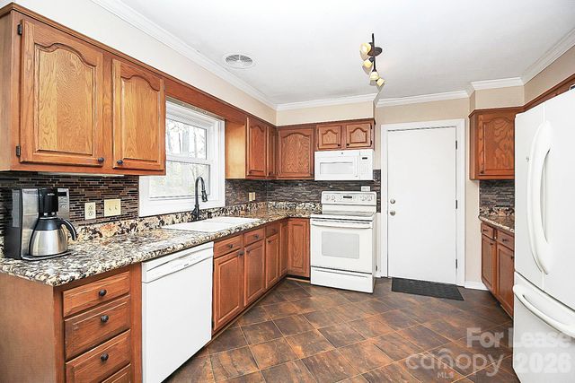 121 Marshdale Avenue SW, Concord, NC 28025
