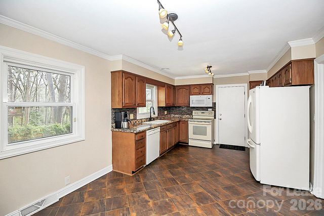 121 Marshdale Avenue SW, Concord, NC 28025