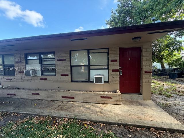 812 NW 4th Ave 2, Fort Lauderdale, FL 33311