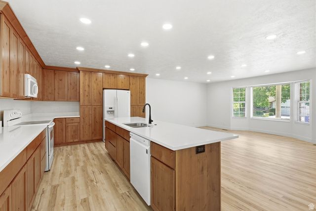 4796 S RIVER MEADOW WAY, Taylorsville, UT 84123