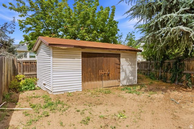 4796 S RIVER MEADOW WAY, Taylorsville, UT 84123