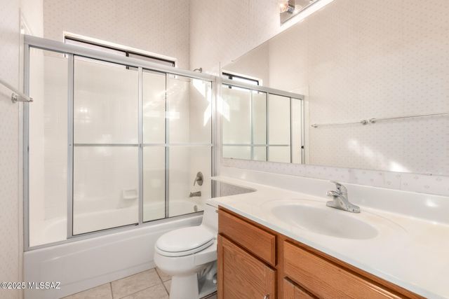 10245 E Essex Village Drive, Tucson, AZ 85748