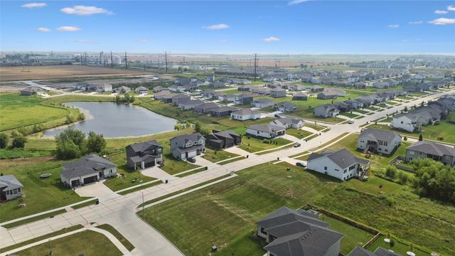 5610 147th Street, Urbandale, IA 50323