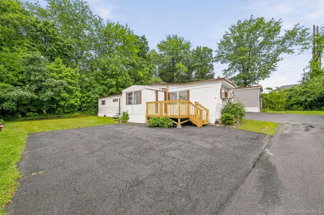 327 Currycross Road, New Windsor, NY 12553