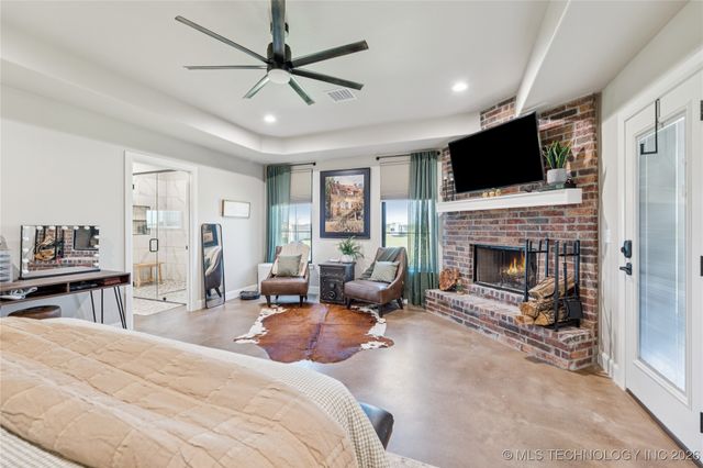 23960 E 710 Road, Wagoner, OK 74467