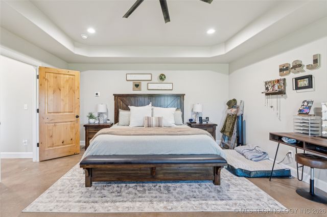 23960 E 710 Road, Wagoner, OK 74467