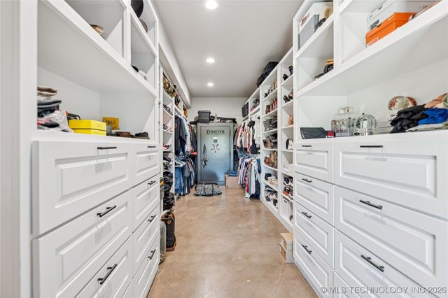 23960 E 710 Road, Wagoner, OK 74467