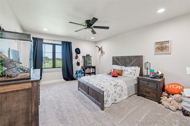 23960 E 710 Road, Wagoner, OK 74467