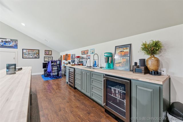 23960 E 710 Road, Wagoner, OK 74467