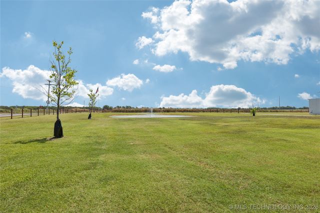 23960 E 710 Road, Wagoner, OK 74467
