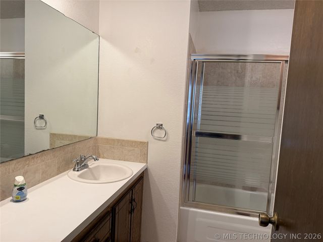 500 E Tennessee Avenue, Mcalester, OK 74501