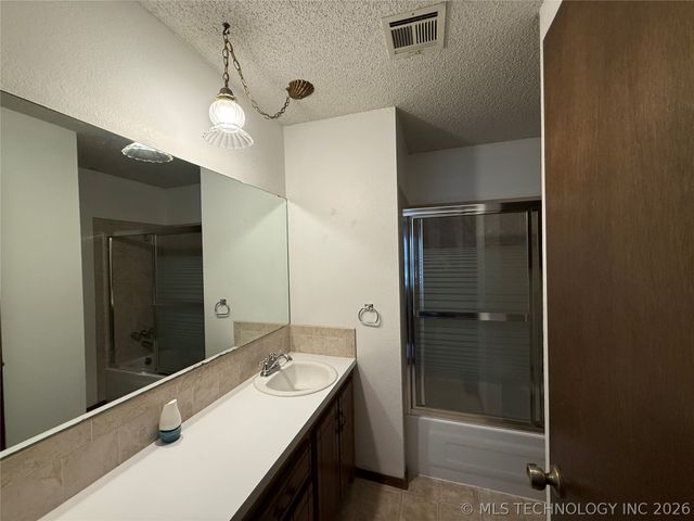 500 E Tennessee Avenue, Mcalester, OK 74501