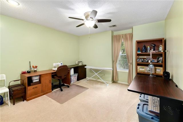 2508 NW Bent Tree Circle, Lee's Summit, MO 64081