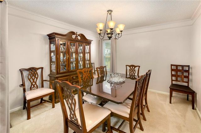 2508 NW Bent Tree Circle, Lee's Summit, MO 64081