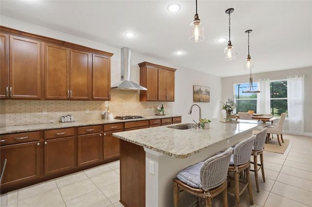 1022 VICTORIA HILLS DRIVE S, Deland, FL 32724
