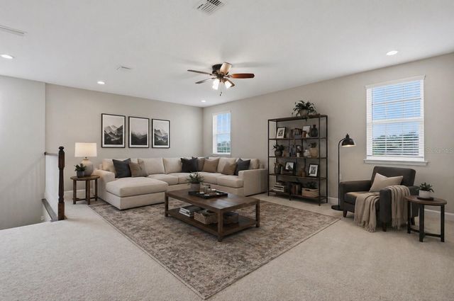 1022 VICTORIA HILLS DRIVE S, Deland, FL 32724