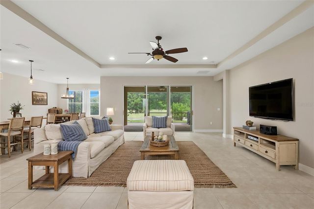1022 VICTORIA HILLS DRIVE S, Deland, FL 32724