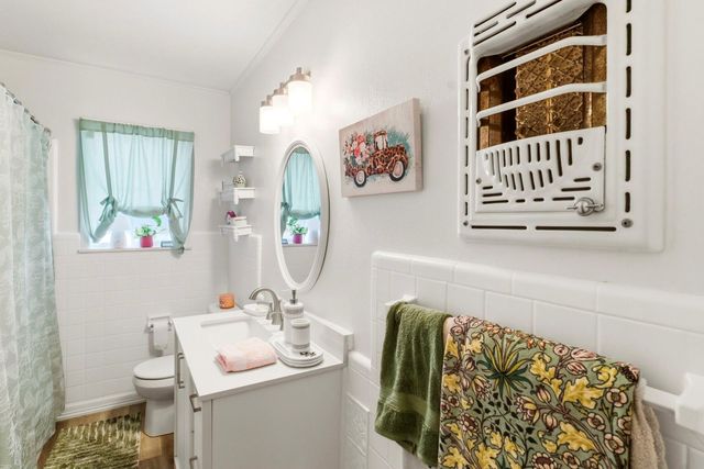 111 Circle Drive, Cleveland, TX 77327