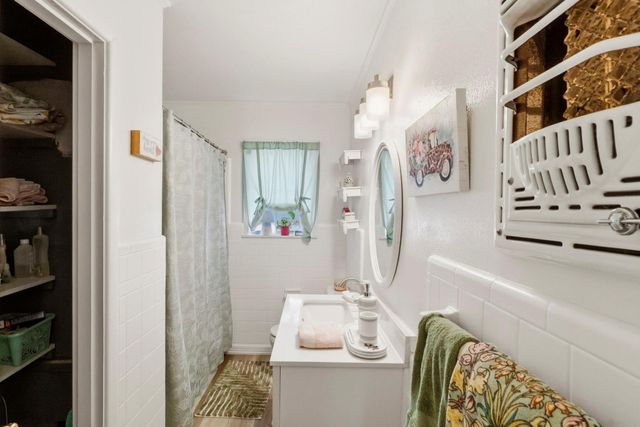 111 Circle Drive, Cleveland, TX 77327