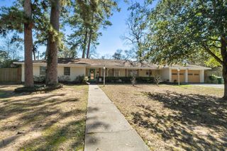 111 Circle Drive, Cleveland, TX 77327