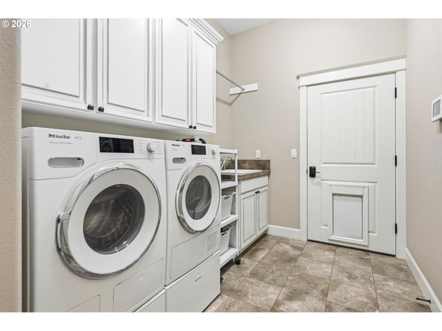 13523 Sw WHITMORE Rd, Hillsboro, OR 97123