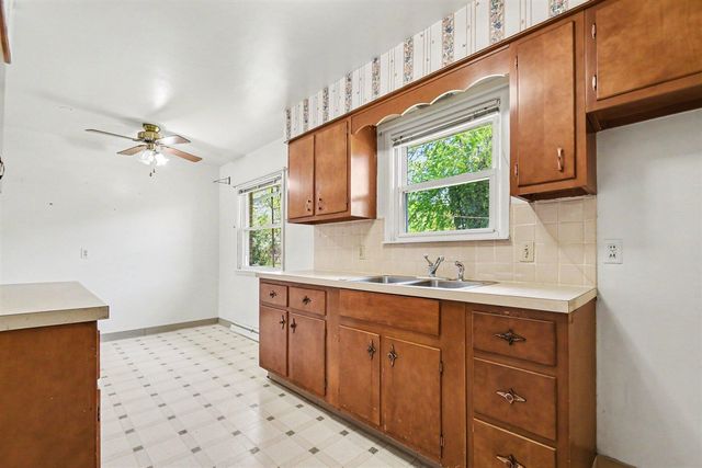 260 Brownway, Benton Harbor, MI 49022
