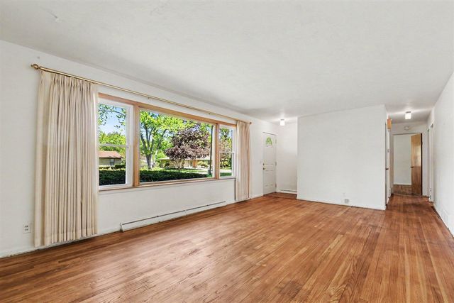 260 Brownway, Benton Harbor, MI 49022