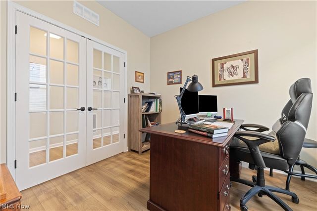 23628 St Andrews Drive, Columbia Station, OH 44028