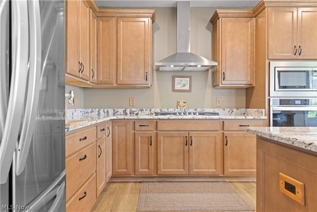 23628 St Andrews Drive, Columbia Station, OH 44028
