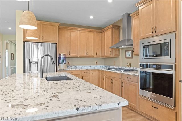23628 St Andrews Drive, Columbia Station, OH 44028