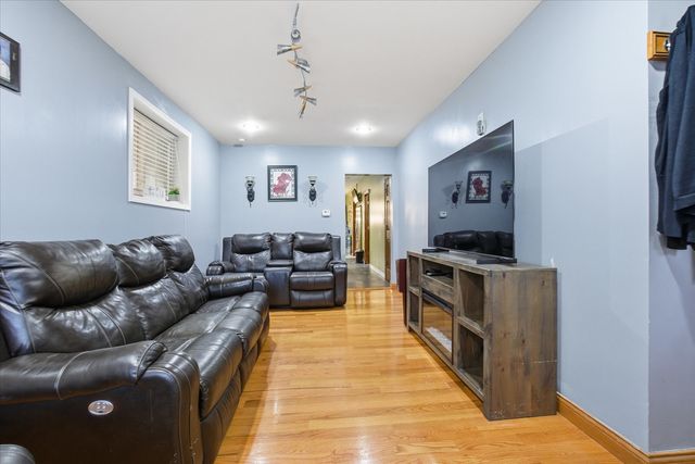 3136 S 54th Avenue, Cicero, IL 60804