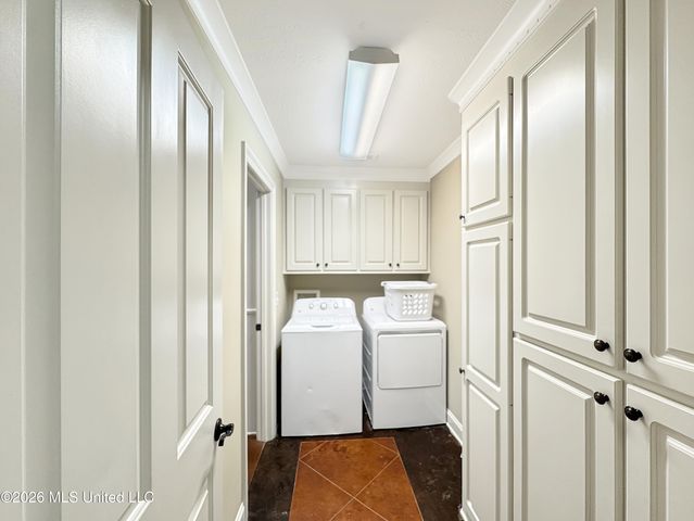 889 Willow Grande Circle, Brandon, MS 39047