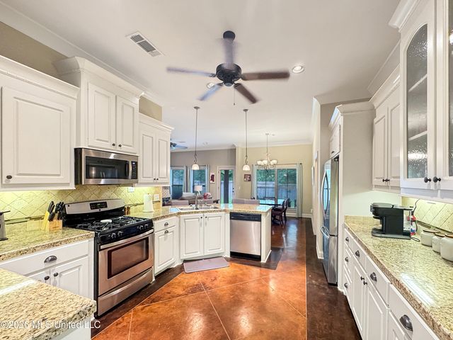 889 Willow Grande Circle, Brandon, MS 39047