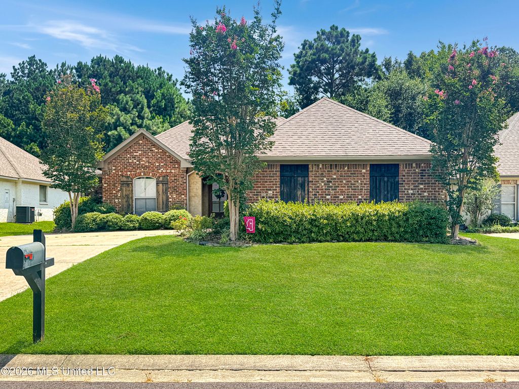 889 Willow Grande Circle, Brandon, MS 39047