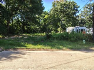 305 Angel Street, Cleveland, TX 77327