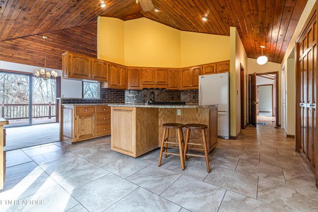 1005 Tuskegee Drive, Oak Ridge, TN 37830