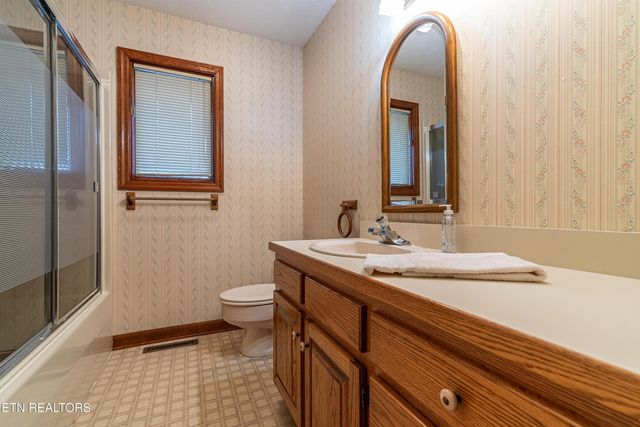 1005 Tuskegee Drive, Oak Ridge, TN 37830