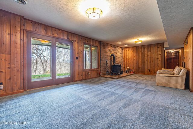 1005 Tuskegee Drive, Oak Ridge, TN 37830