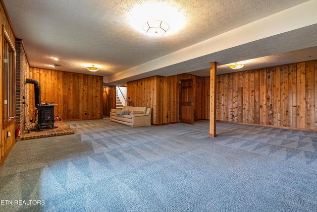 1005 Tuskegee Drive, Oak Ridge, TN 37830