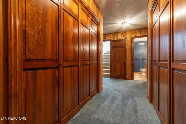 1005 Tuskegee Drive, Oak Ridge, TN 37830