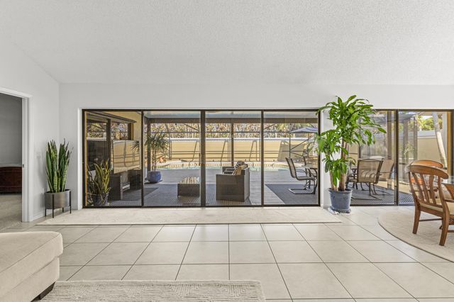 125 Seashore Drive, Jupiter, FL 33477