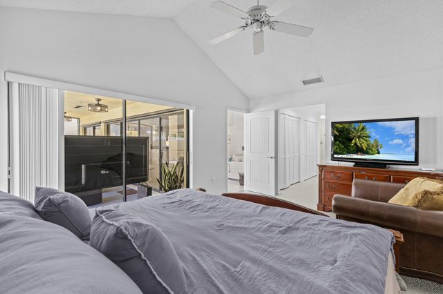 125 Seashore Drive, Jupiter, FL 33477