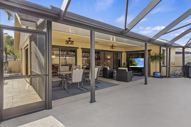 125 Seashore Drive, Jupiter, FL 33477