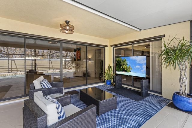 125 Seashore Drive, Jupiter, FL 33477