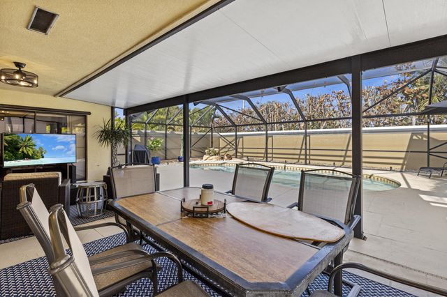 125 Seashore Drive, Jupiter, FL 33477