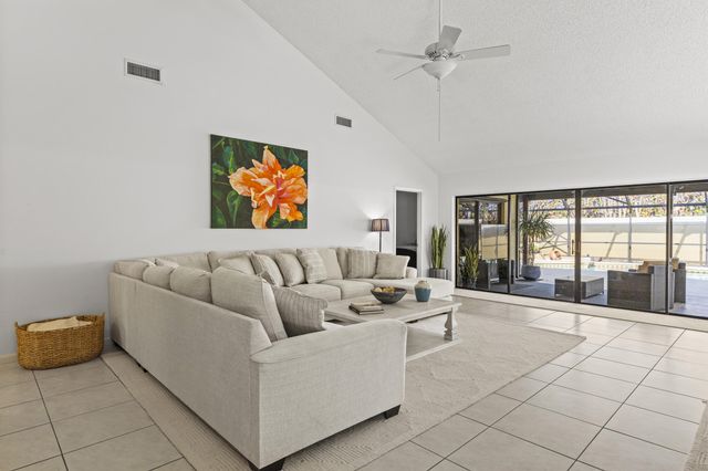 125 Seashore Drive, Jupiter, FL 33477