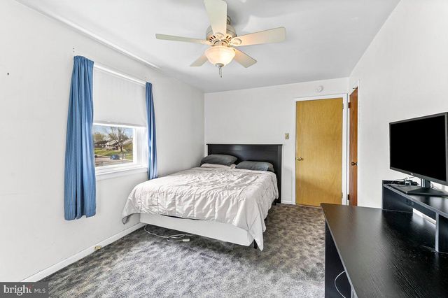 1016 7TH AVE, Folsom, PA 19033